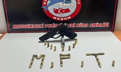 Keşan'da polis operasyonu: Ruhsatsız tabanca ve fişek ele geçirildi