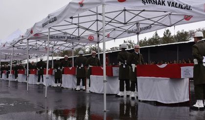 Pençe-Kilit Harekâtı Bölgesinde Şehit Olan 9 Asker İçin Şırnak'ta Tören Düzenlendi