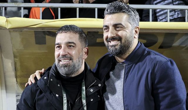 Arda Turan'ın Galatasaray Hayali Gerçekleşti! Mazbatasını Dursun Özbek'ten Aldı