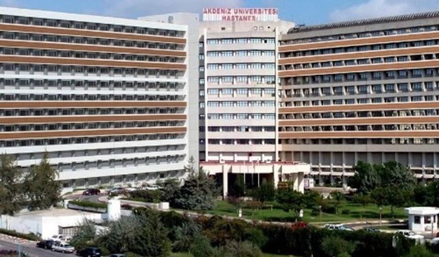 Akdeniz Üniversitesi Akdeniz Üniversitesi Hastanesi: 100'den Fazla Hemşire İstifa Etti