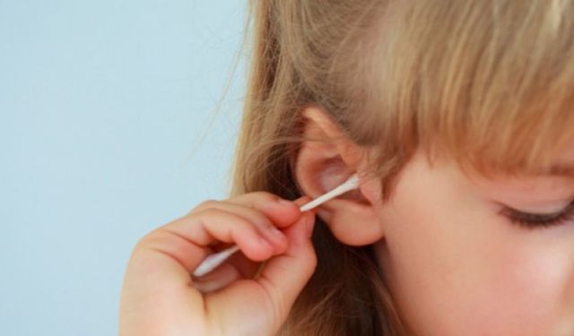 Kulak Çöpü Kullanmanın Zararları ve Doğru Kulak Temizleme Yöntemleri