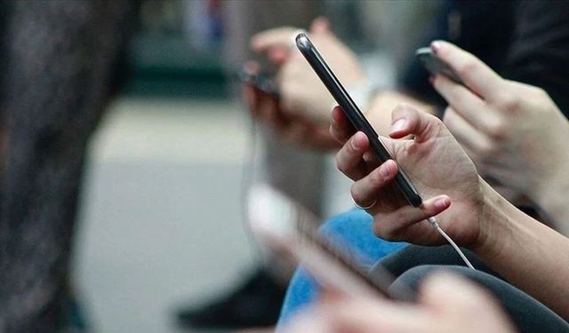 Mobil İletişim Maliyetlerinde Büyük Artış: BTK'dan Yüzde 65 Zam Kararı