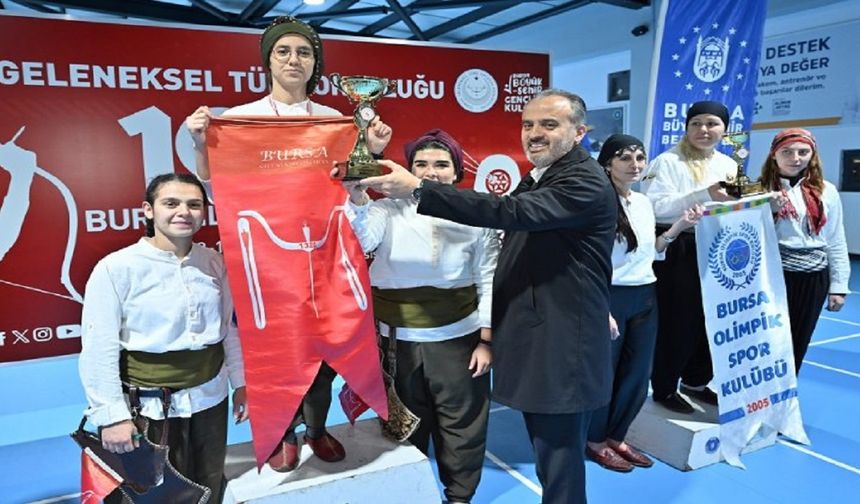 Bursa'da Geleneksel Türk Okçuluğu Şampiyonası