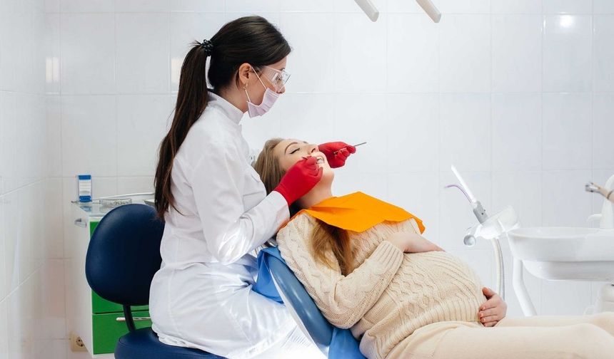 Gebelikte Diş Problemleri Nasıl Önlenir, Nasıl Tedavi Edilir?
