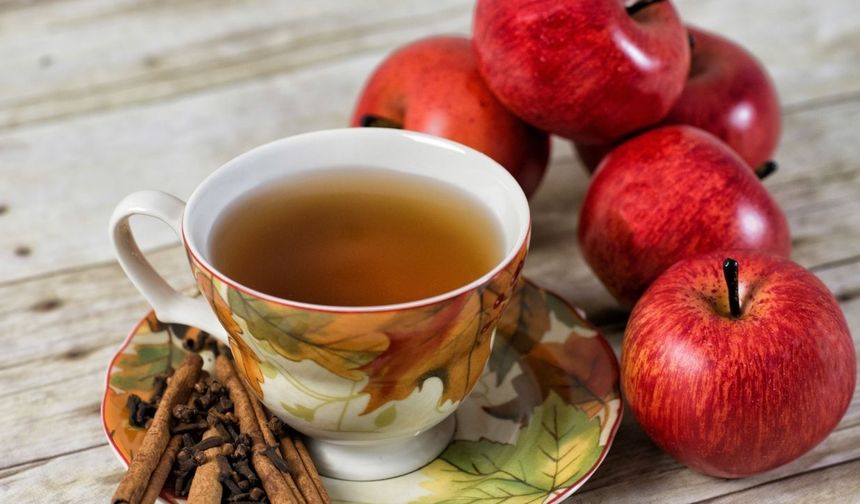 Bağışıklık Sistemini Güçlendiren Elma Tarçın Çayı Tarifi Nedir?