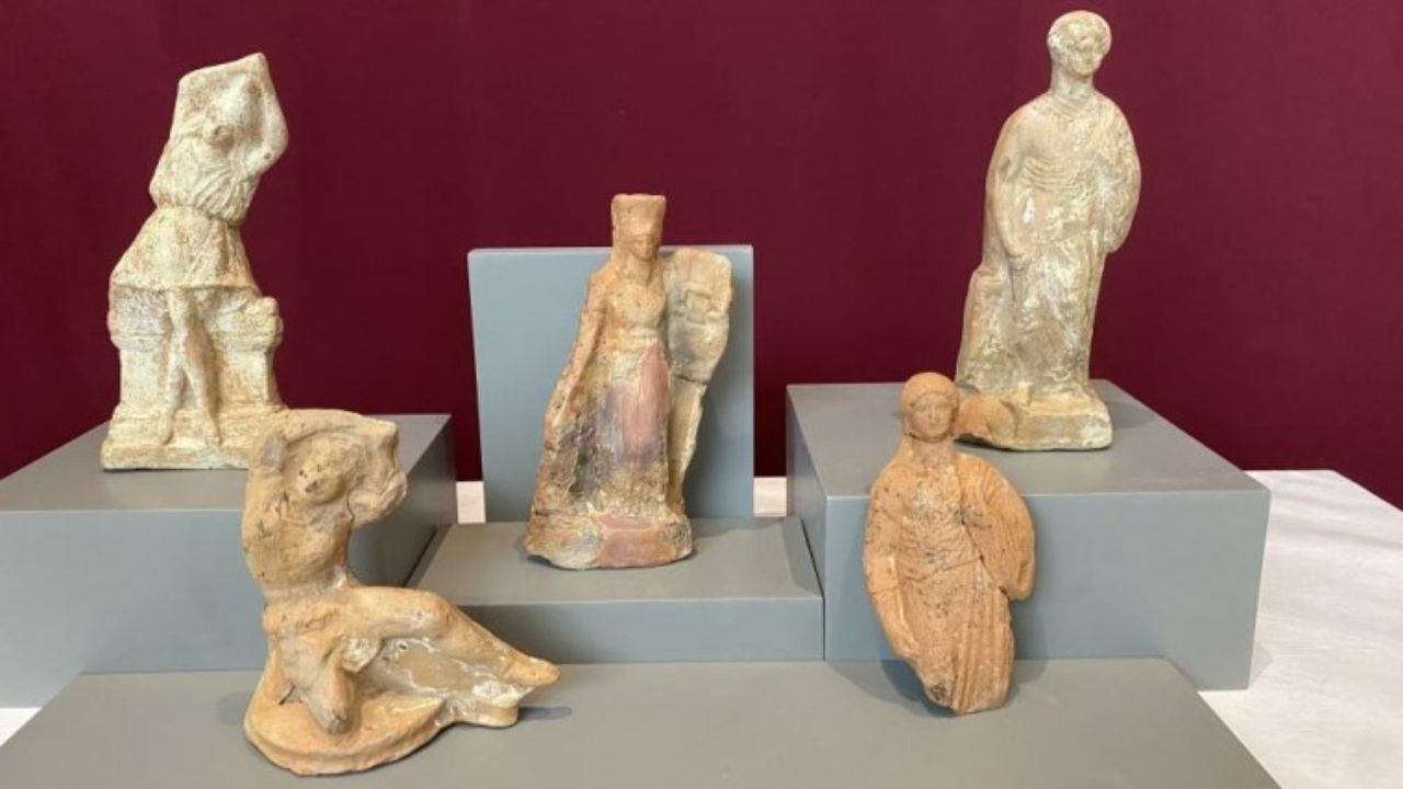 Bozcaada'da Tenedos Antik Kenti Kazılarında Çocuk Mezarlarına Dair Yeni Keşifler
